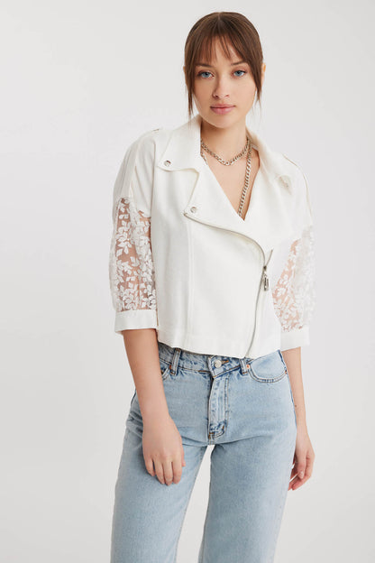 ZIPPERED JACKET WITH DETAILED SLEEVES