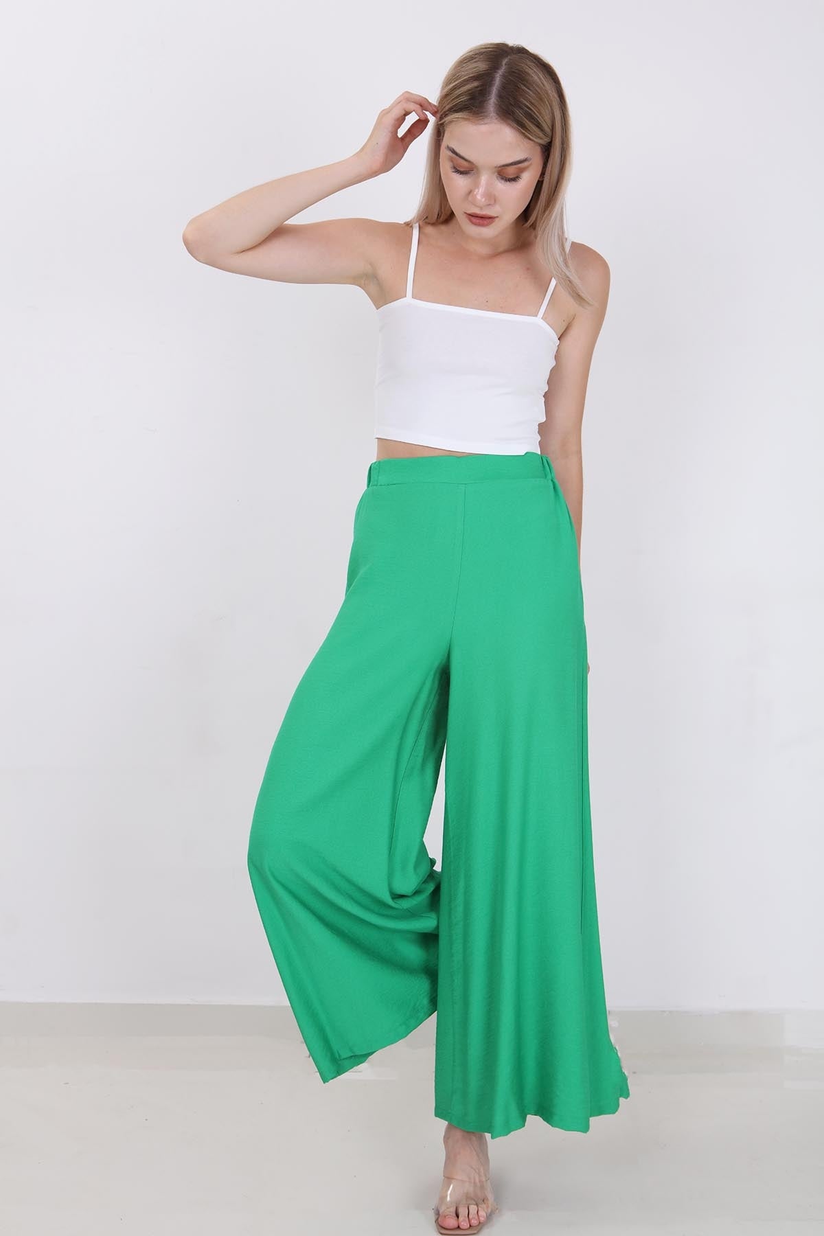 STYLISH WIDE LEG TROUSERS WITH ELASTANE BACK