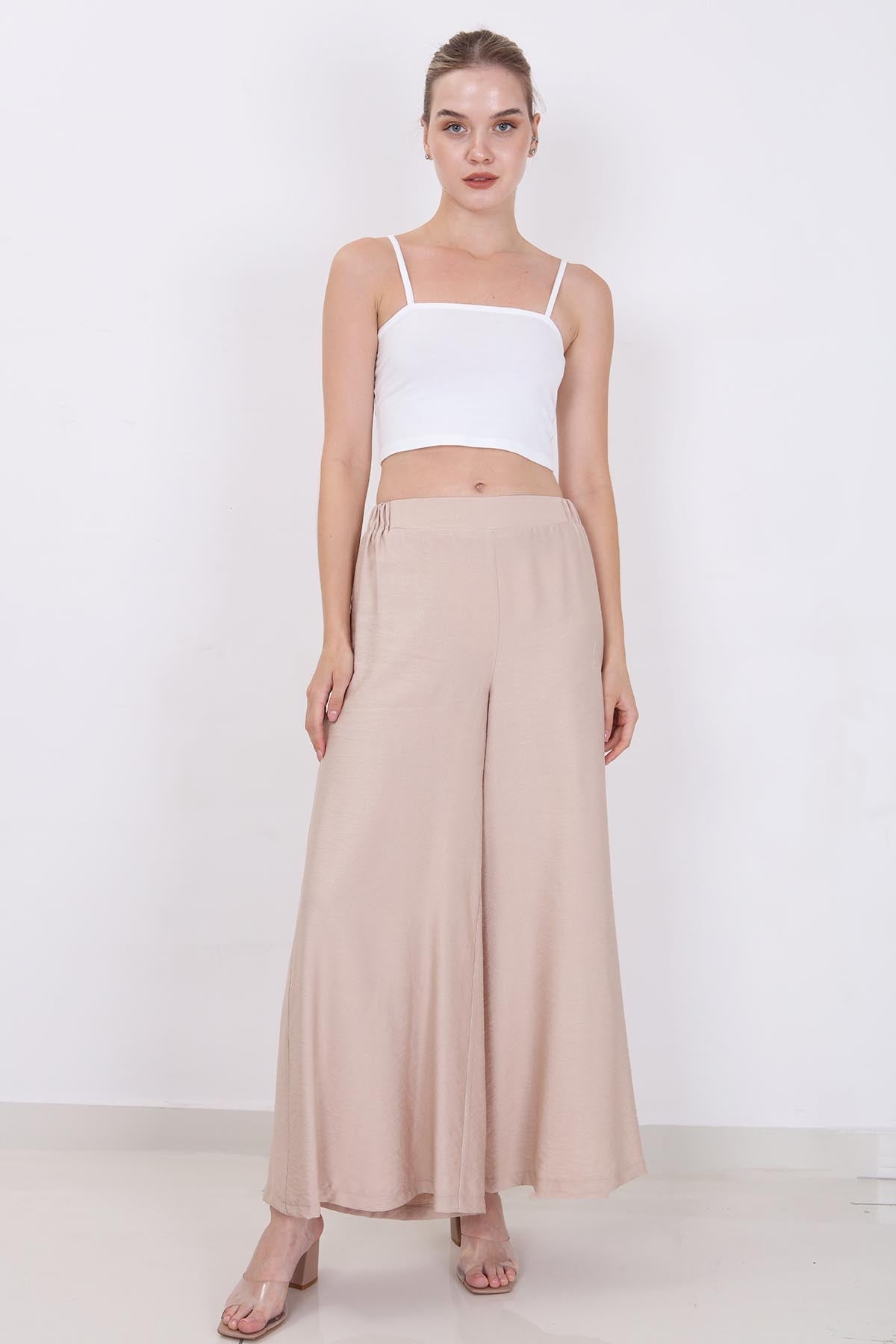 STYLISH WIDE LEG TROUSERS WITH ELASTANE BACK