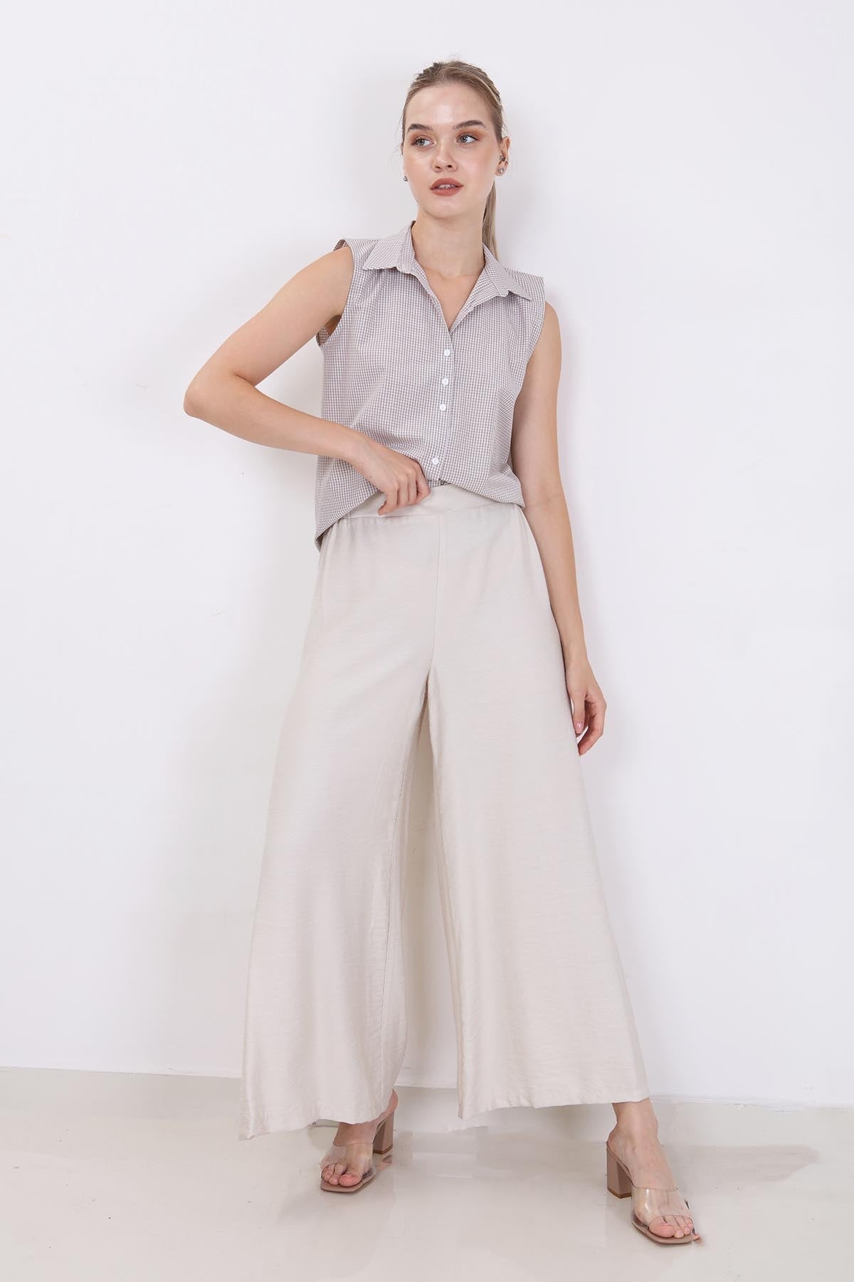 STYLISH WIDE LEG TROUSERS WITH ELASTANE BACK