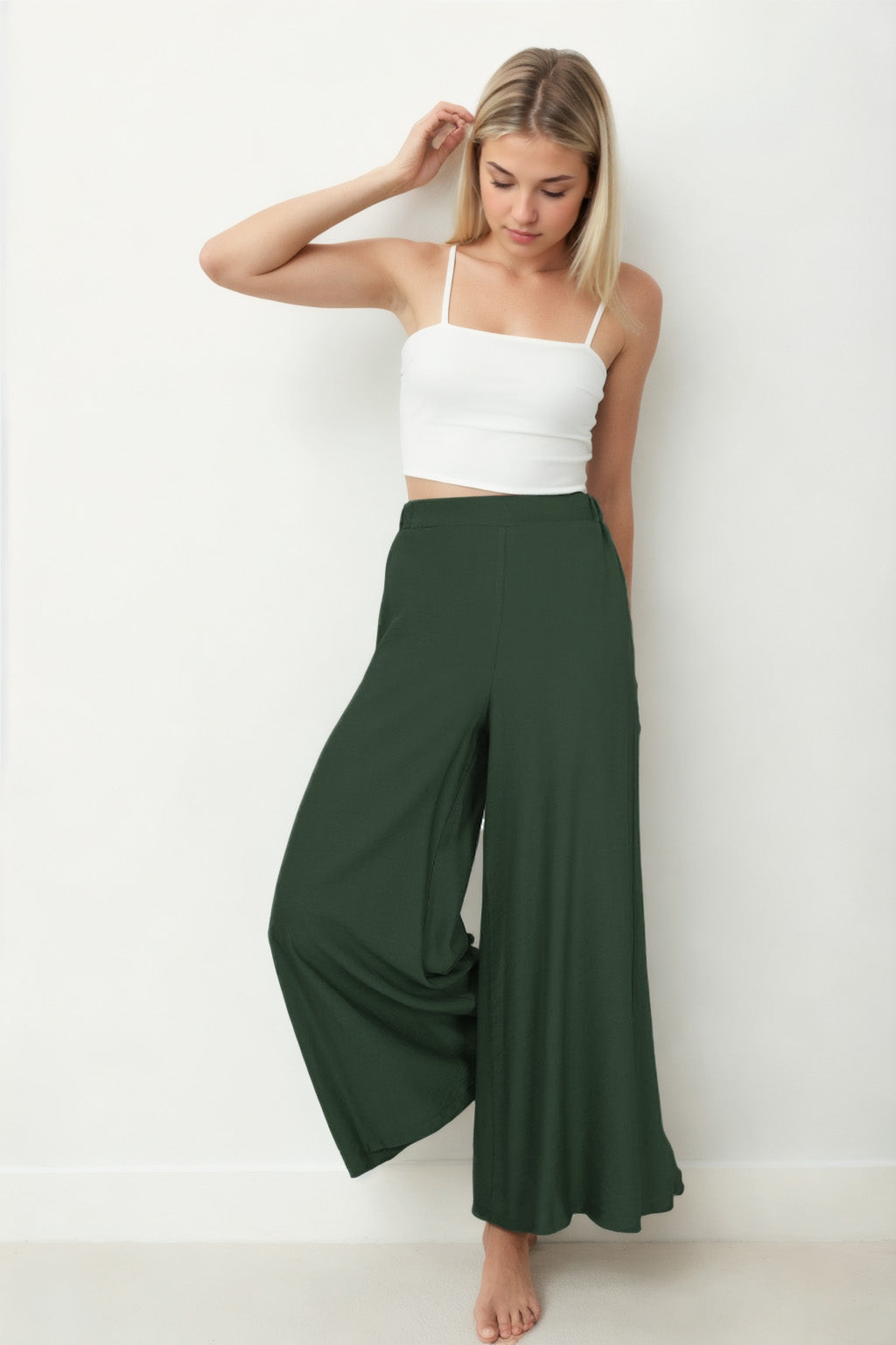 STYLISH WIDE LEG TROUSERS WITH ELASTANE BACK