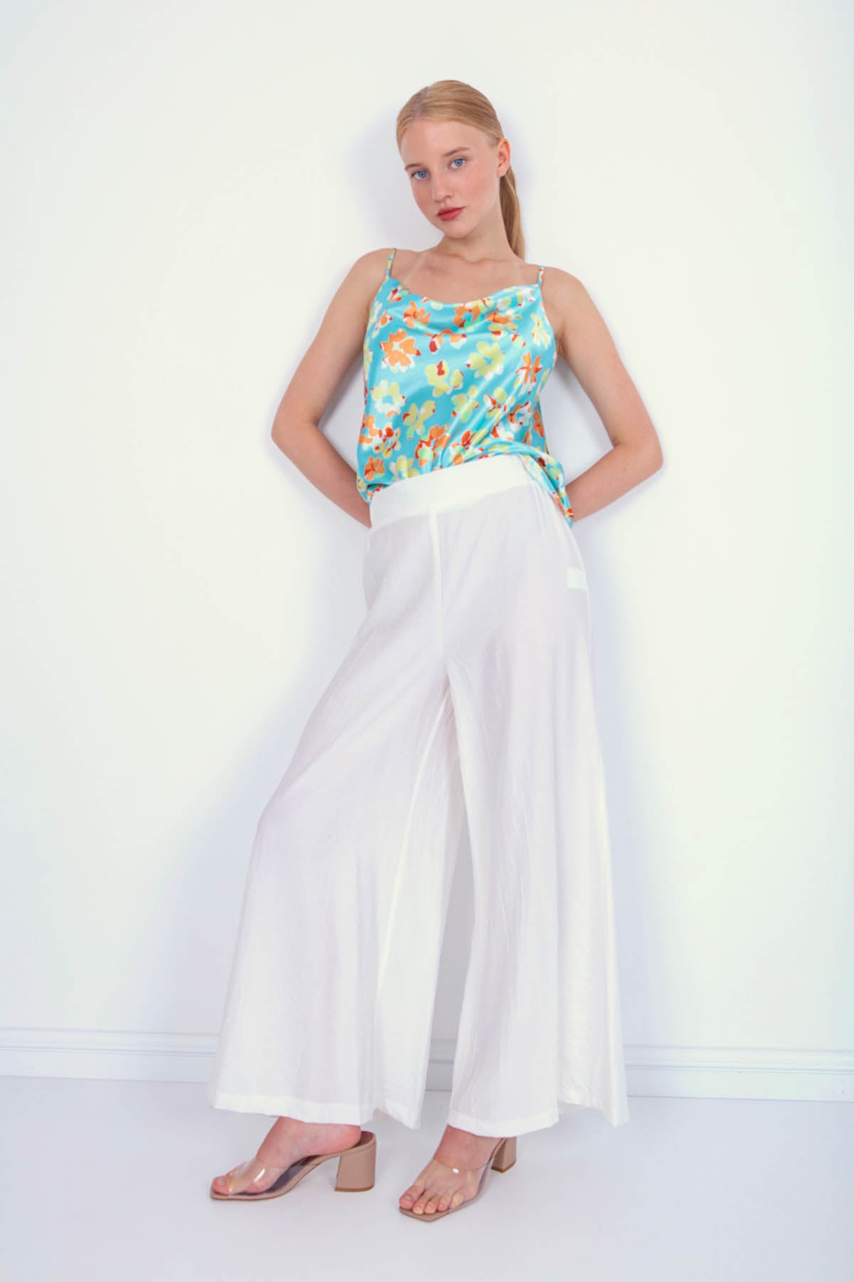 TROUSERS WITH ELASTANE WAIST