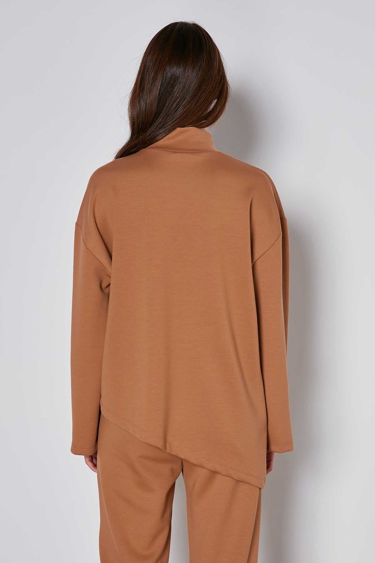 ASYMMETRICAL UPRIGHT COLLAR LOOSE FIT BLOUSE