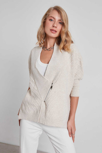 LOOSE KNITTED CARDIGAN WITH ASYMMETRIC ZIPPER