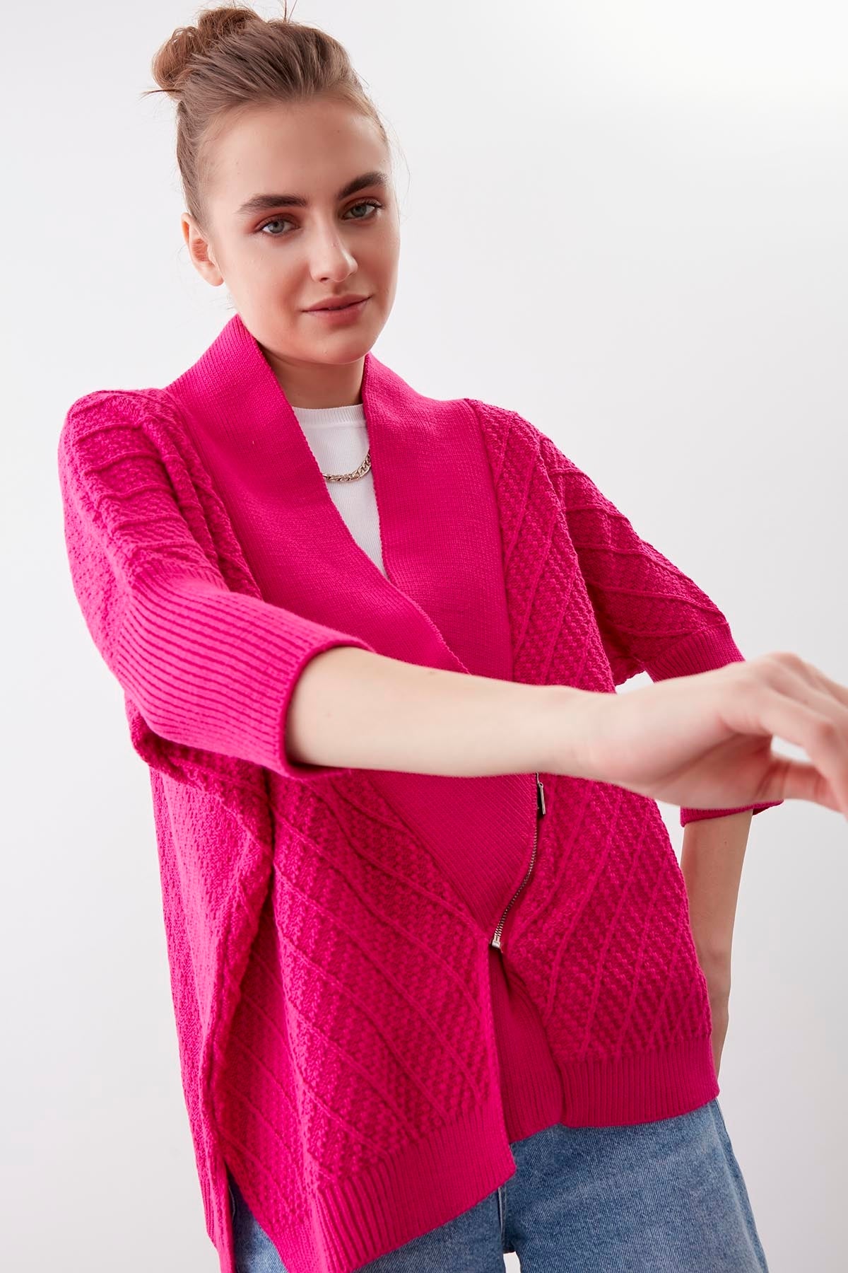 LOOSE KNITTED CARDIGAN WITH ASYMMETRIC ZIPPER