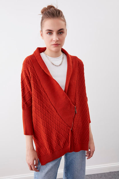 LOOSE KNITTED CARDIGAN WITH ASYMMETRIC ZIPPER