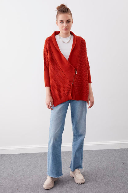 LOOSE KNITTED CARDIGAN WITH ASYMMETRIC ZIPPER