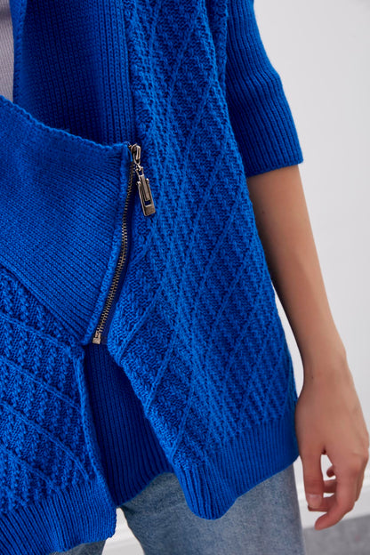 LOOSE KNITTED CARDIGAN WITH ASYMMETRIC ZIPPER
