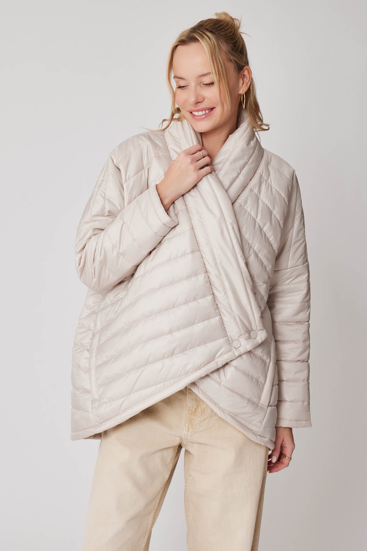 ASYMMETRIC CUT COMFY PUFFER JACKET