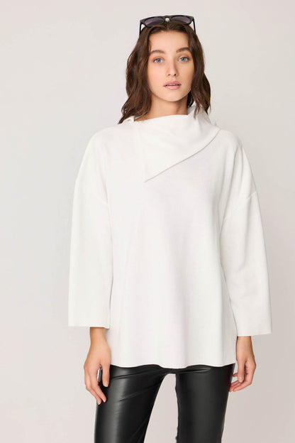 ASYMMETRIC COLLAR KNITTED BLOUSE WITH SIDES SPLITED