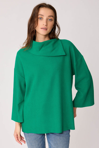 ASYMMETRIC COLLAR KNITTED BLOUSE WITH SIDES SPLITED