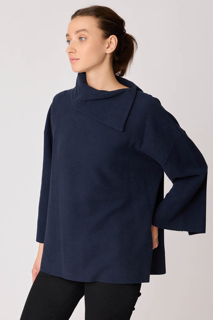 ASYMMETRIC COLLAR KNITTED BLOUSE WITH SIDES SPLITED