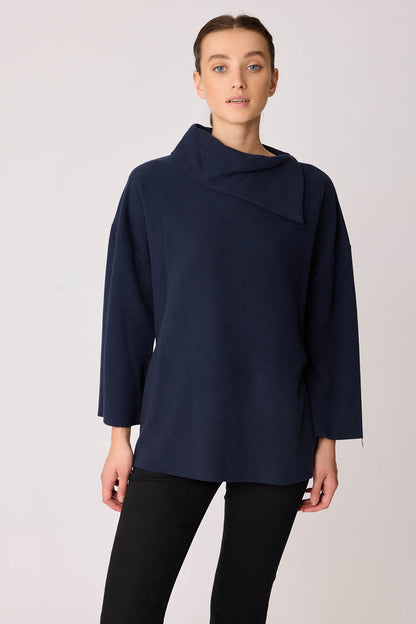 ASYMMETRIC COLLAR KNITTED BLOUSE WITH SIDES SPLITED