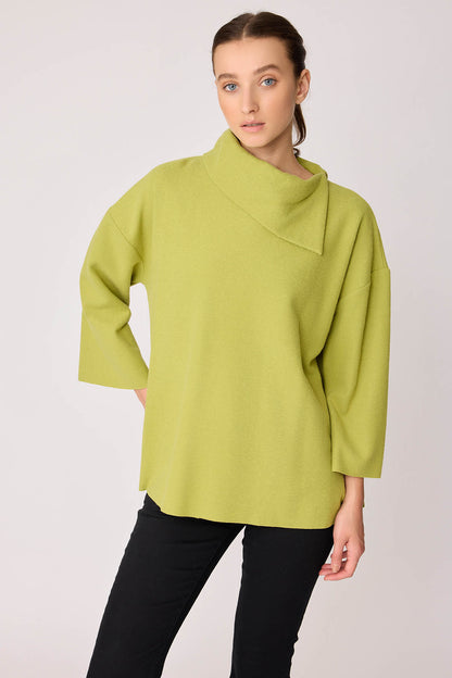 ASYMMETRIC COLLAR KNITTED BLOUSE WITH SIDES SPLITED