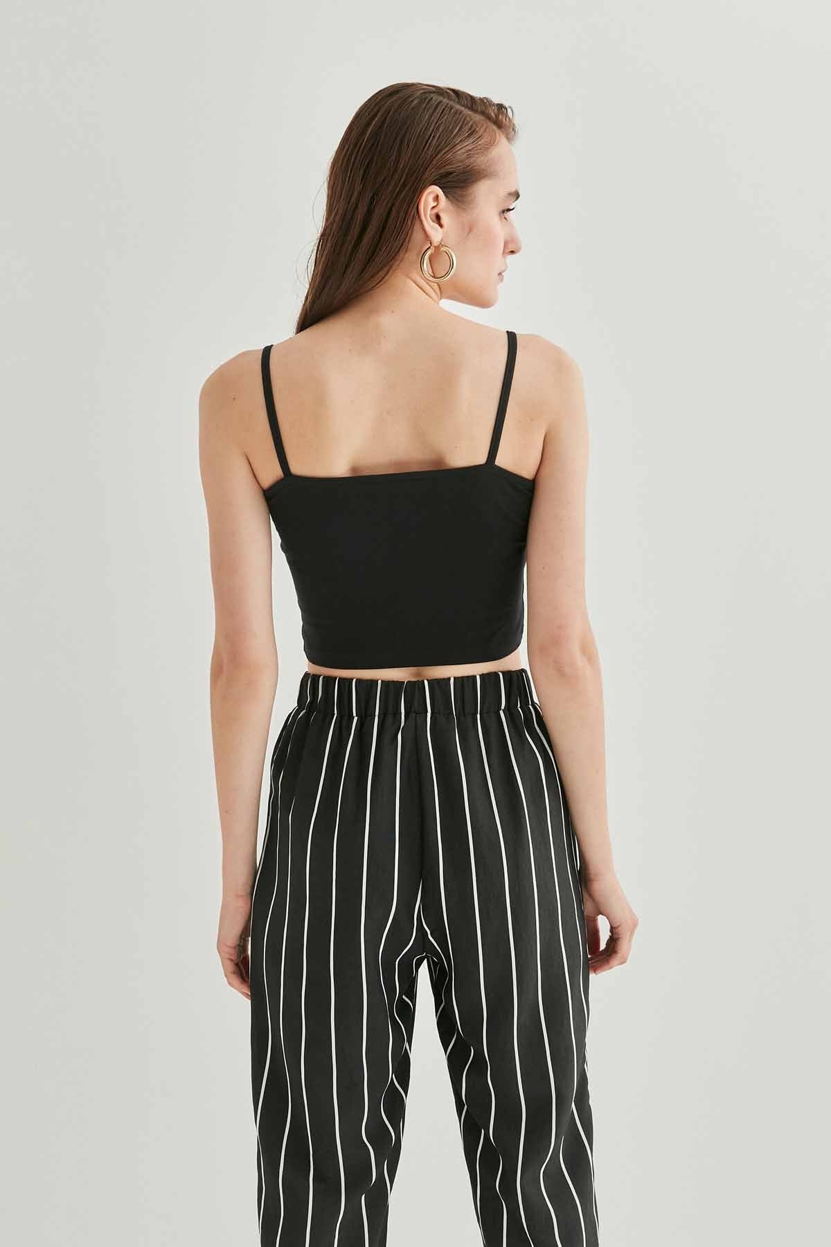 CROP SINGLET TOP