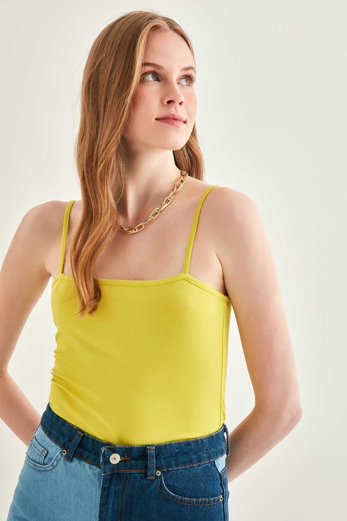 SASHED VISCOSE CROP BLOUSE