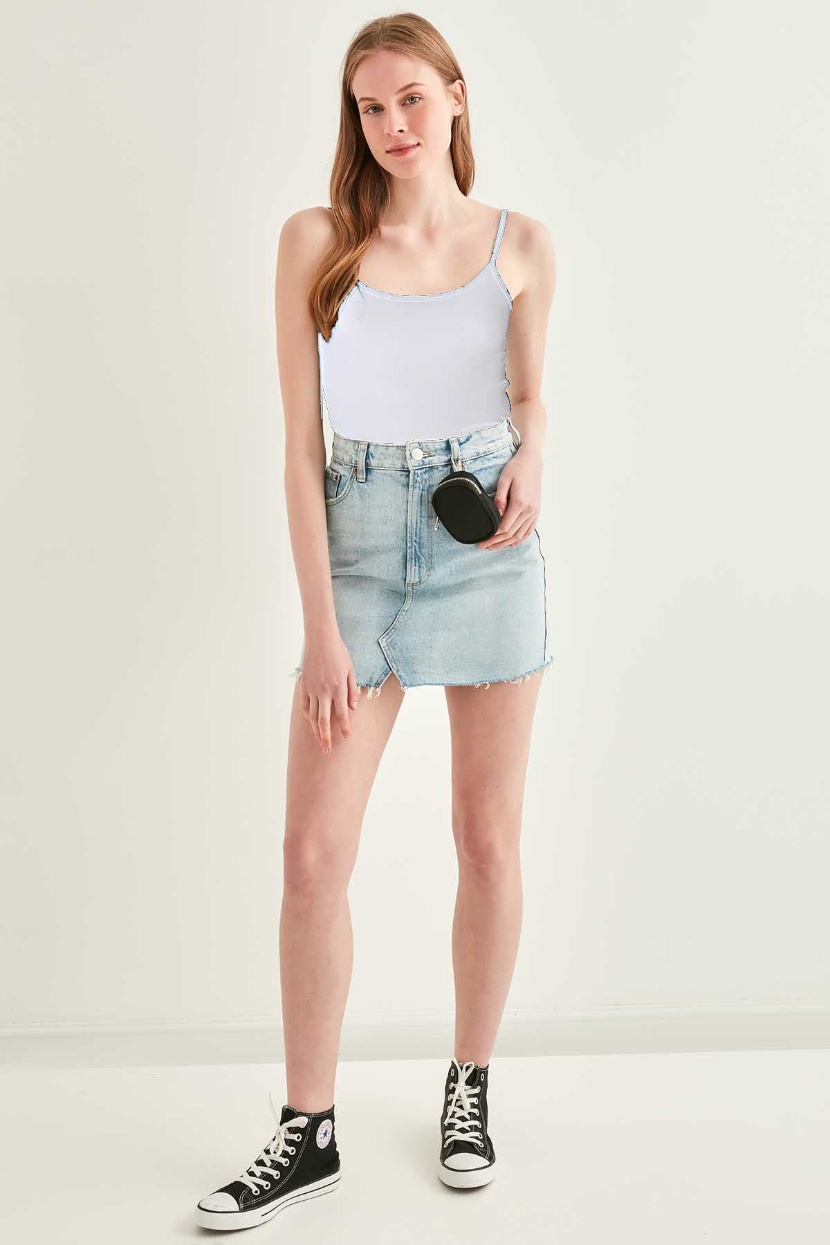 SASHED VISCOSE CROP BLOUSE
