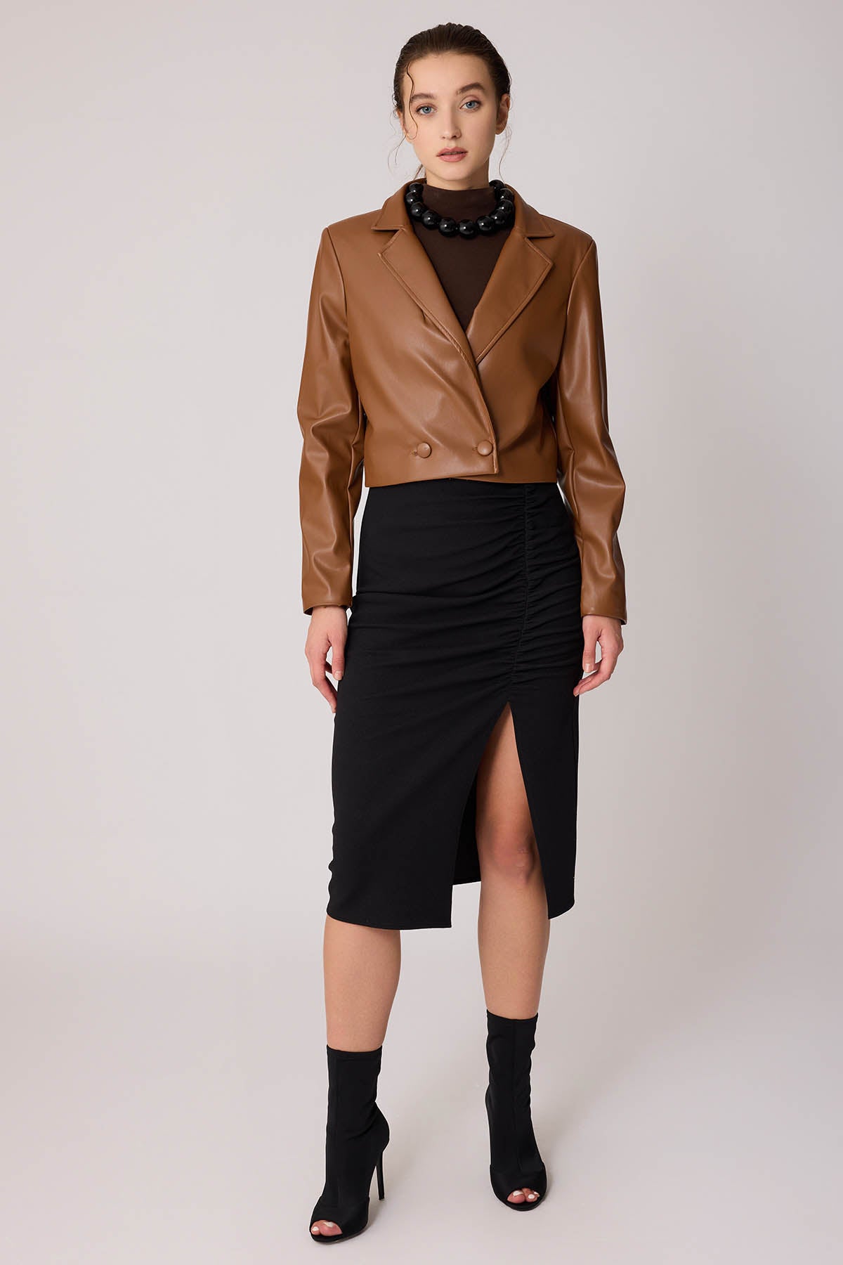 FAUX LEATHER CROP JACKET WITH ASSISTED BUTTON
