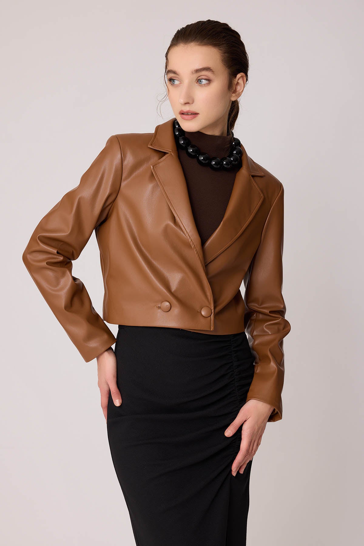 FAUX LEATHER CROP JACKET WITH ASSISTED BUTTON