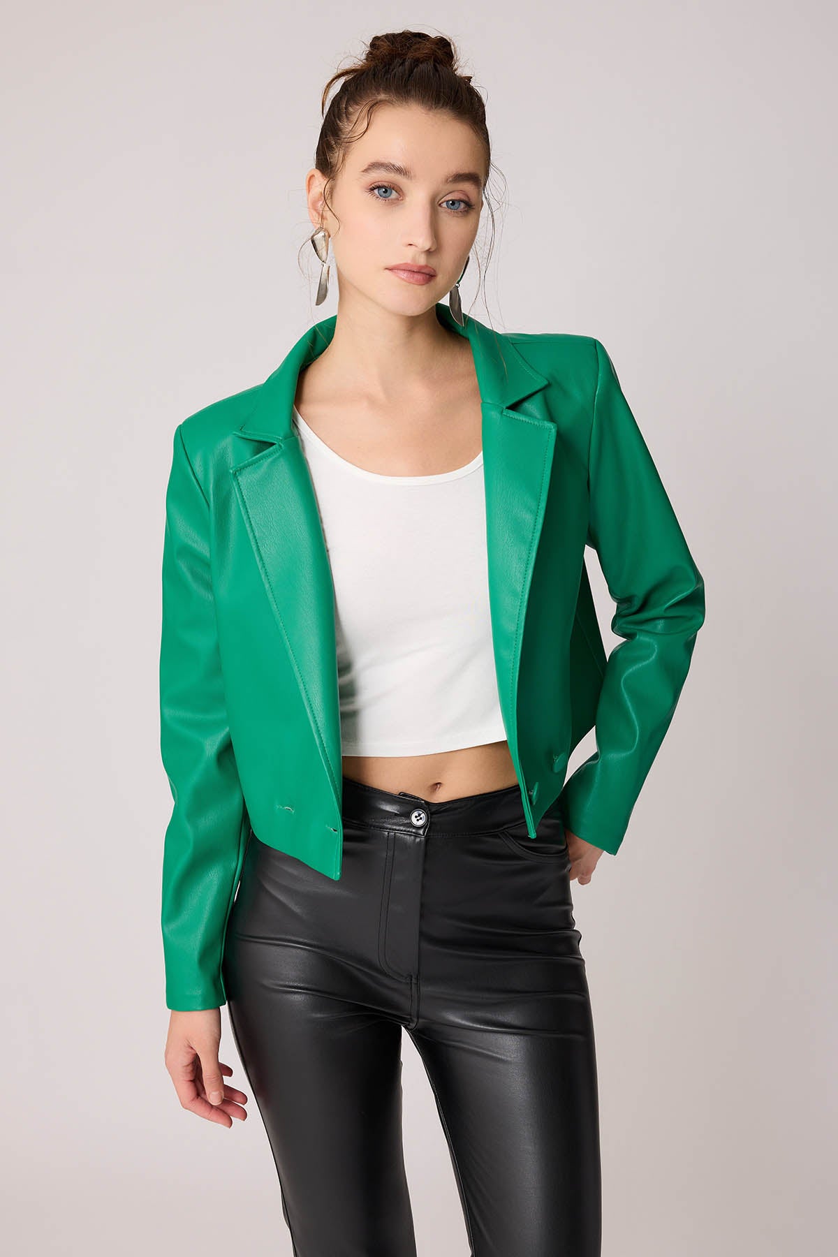 FAUX LEATHER CROP JACKET WITH ASSISTED BUTTON