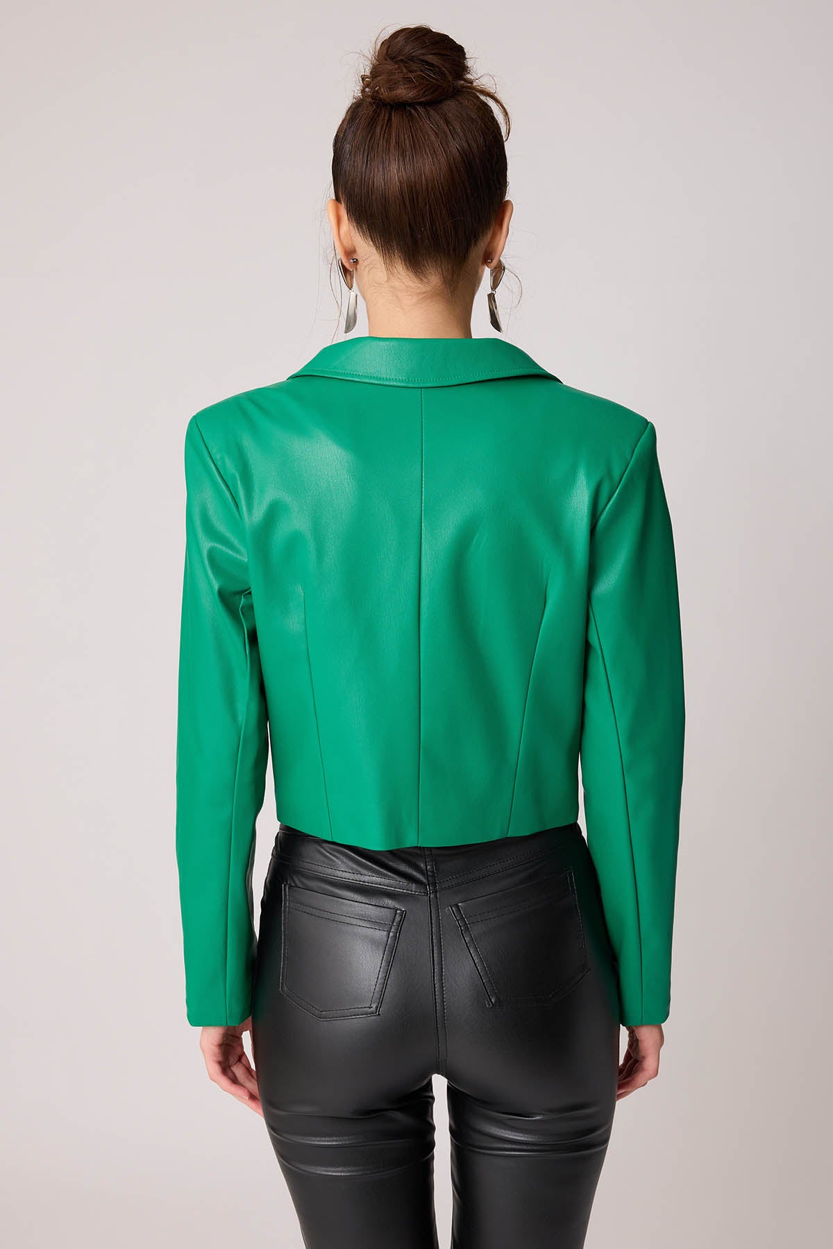 FAUX LEATHER CROP JACKET WITH ASSISTED BUTTON