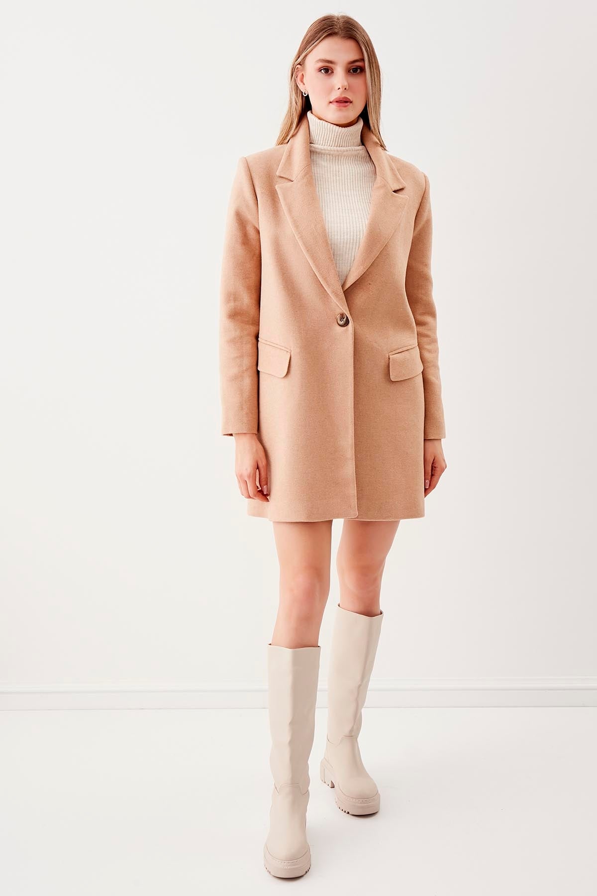 SINGLE BUTTON WITH LINE MESH JACKET