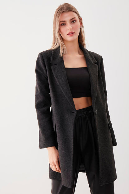 SINGLE BUTTON WITH LINE MESH JACKET