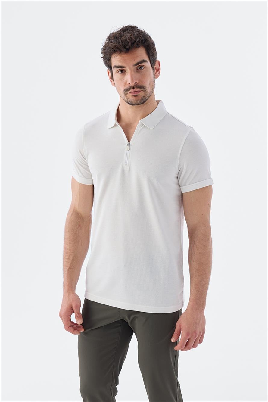 Slim Fit Polo Collar T Shirt With A Zipper On The Back