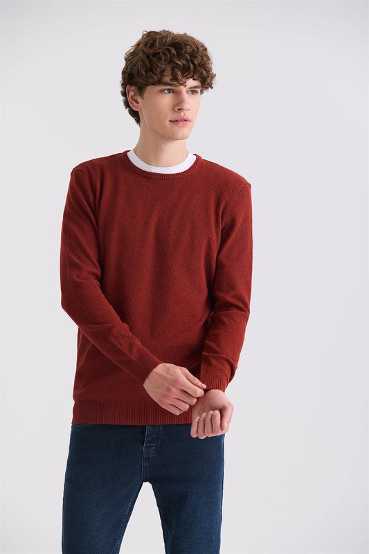 Slim Fit Round Collar Knitted Sweater