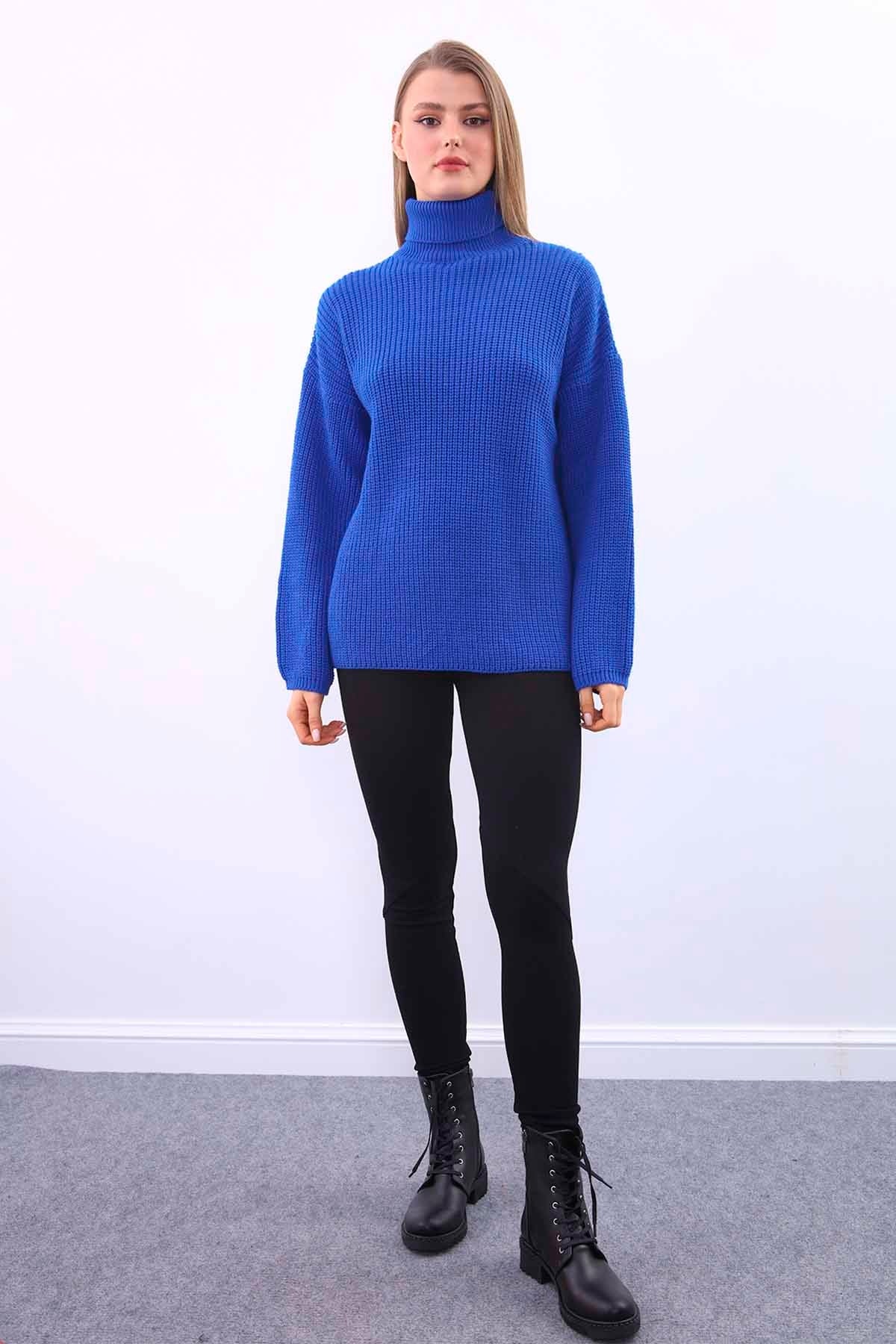 TURTLENECK KNITTED SWEATER