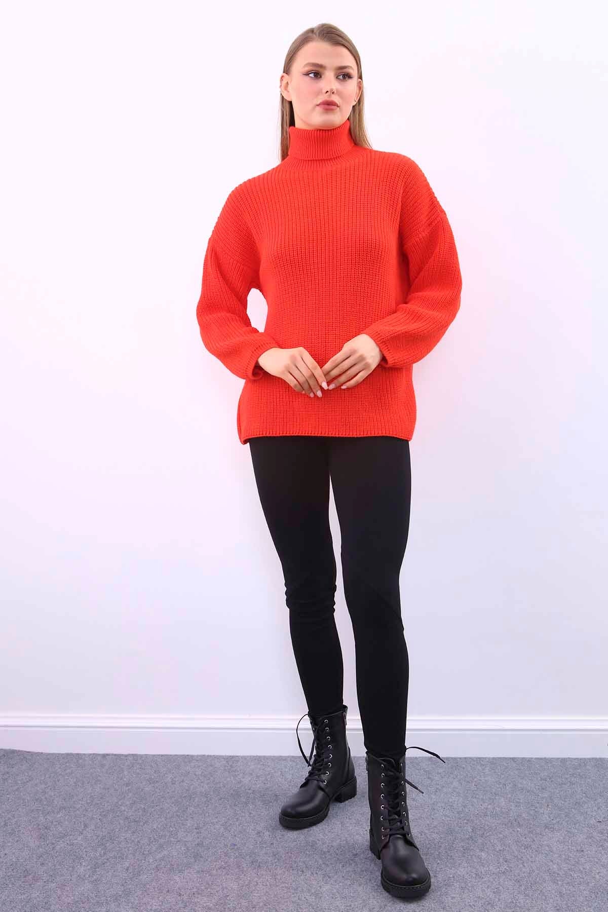TURTLENECK KNITTED SWEATER
