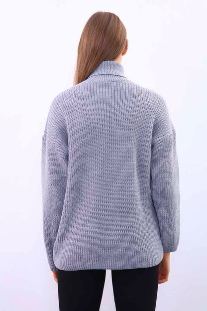 TURTLENECK KNITTED SWEATER