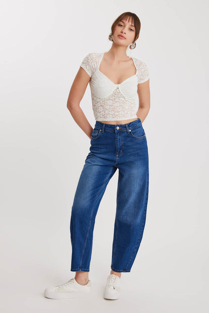 LOOSE FIT JEANS