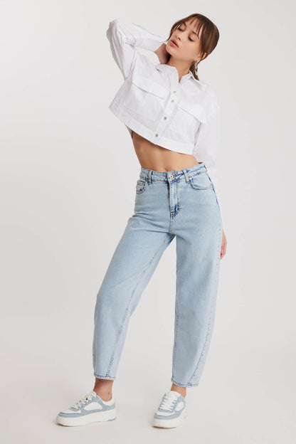 LOOSE FIT JEANS