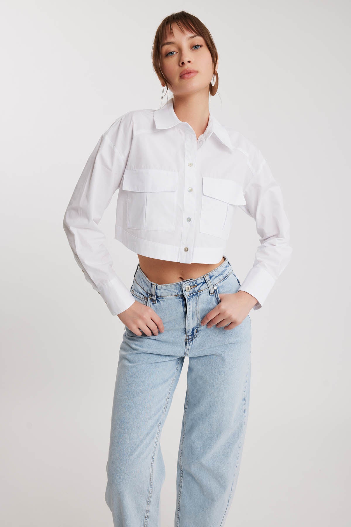 LOOSE FIT JEANS
