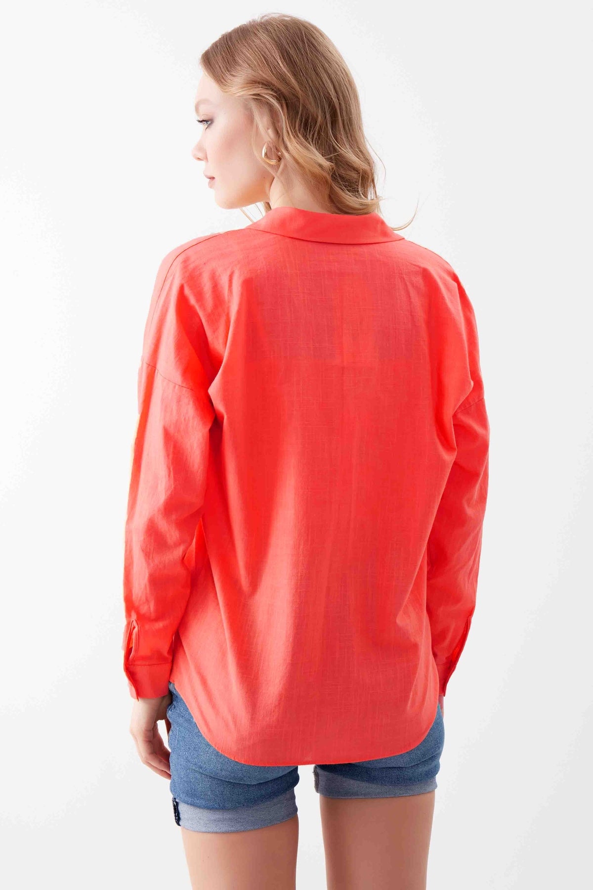 BASIC COMFY FRONT POCKET SHIRT