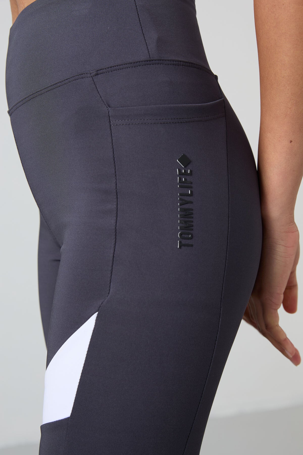 Anthracite Polyester Flexible Standard Fit Performance Women's Biker Tights - 91012