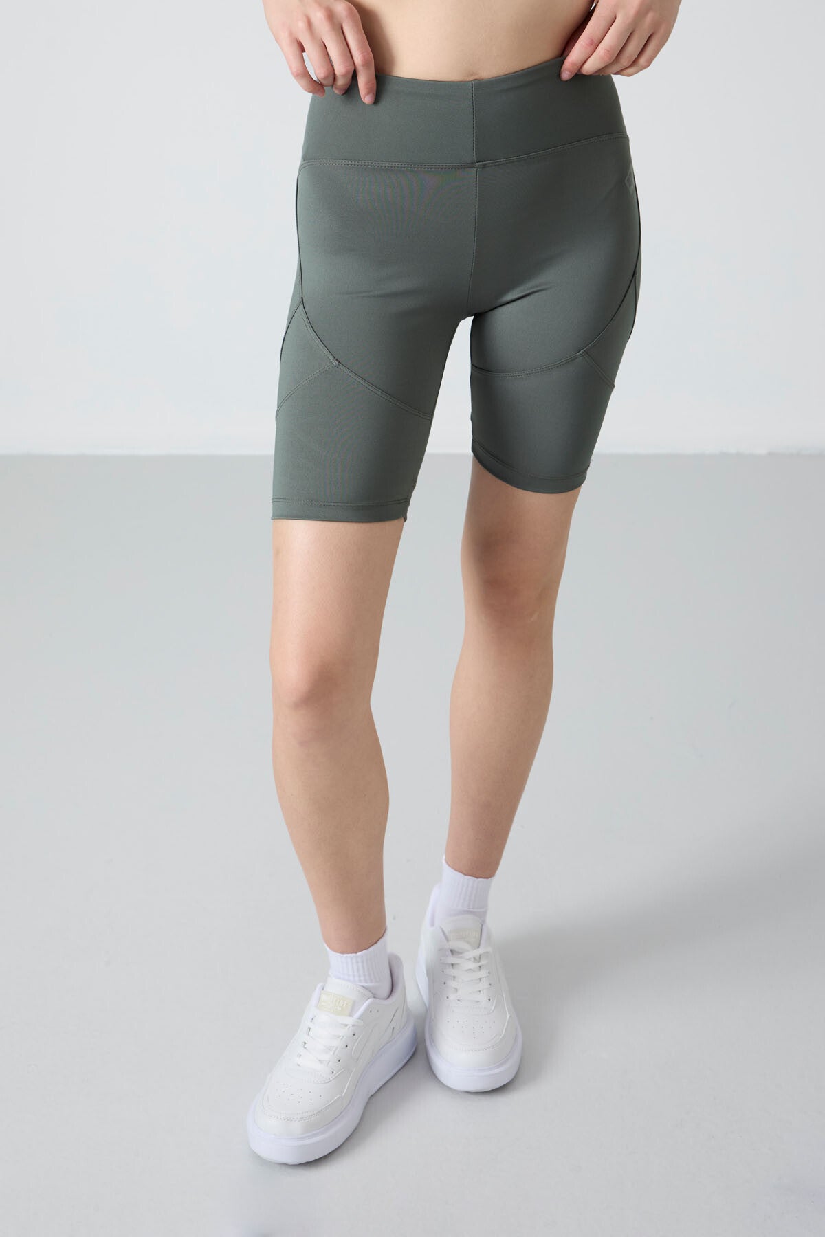 Rights Polyester Flexible Standard Fit Performance Women's Biker Tights - 91013