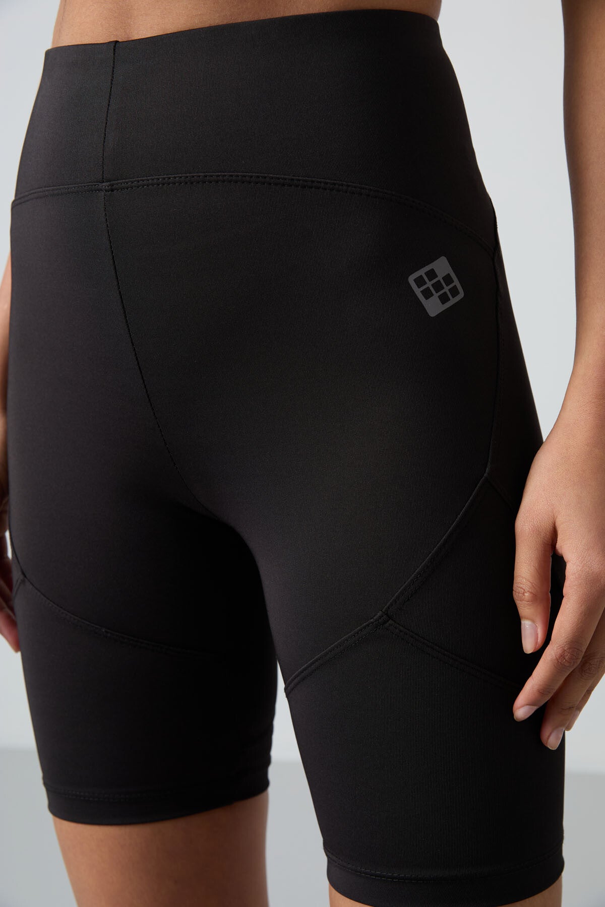Black Polyester Flexible Standard Fit Performance Women's Biker Tights - 91013