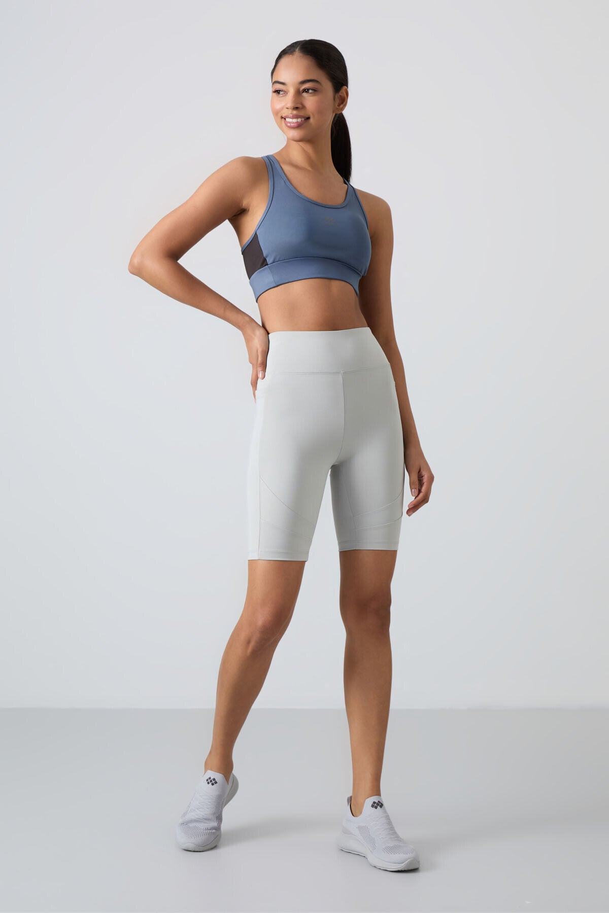 Petrol Cross Back Detailed Slim Fit U Collar Padded Women's Sports Bra - 97121