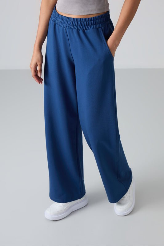 High-Waisted Comfort Fit Wide-Leg Women's Tracksuit Bottom - 94567