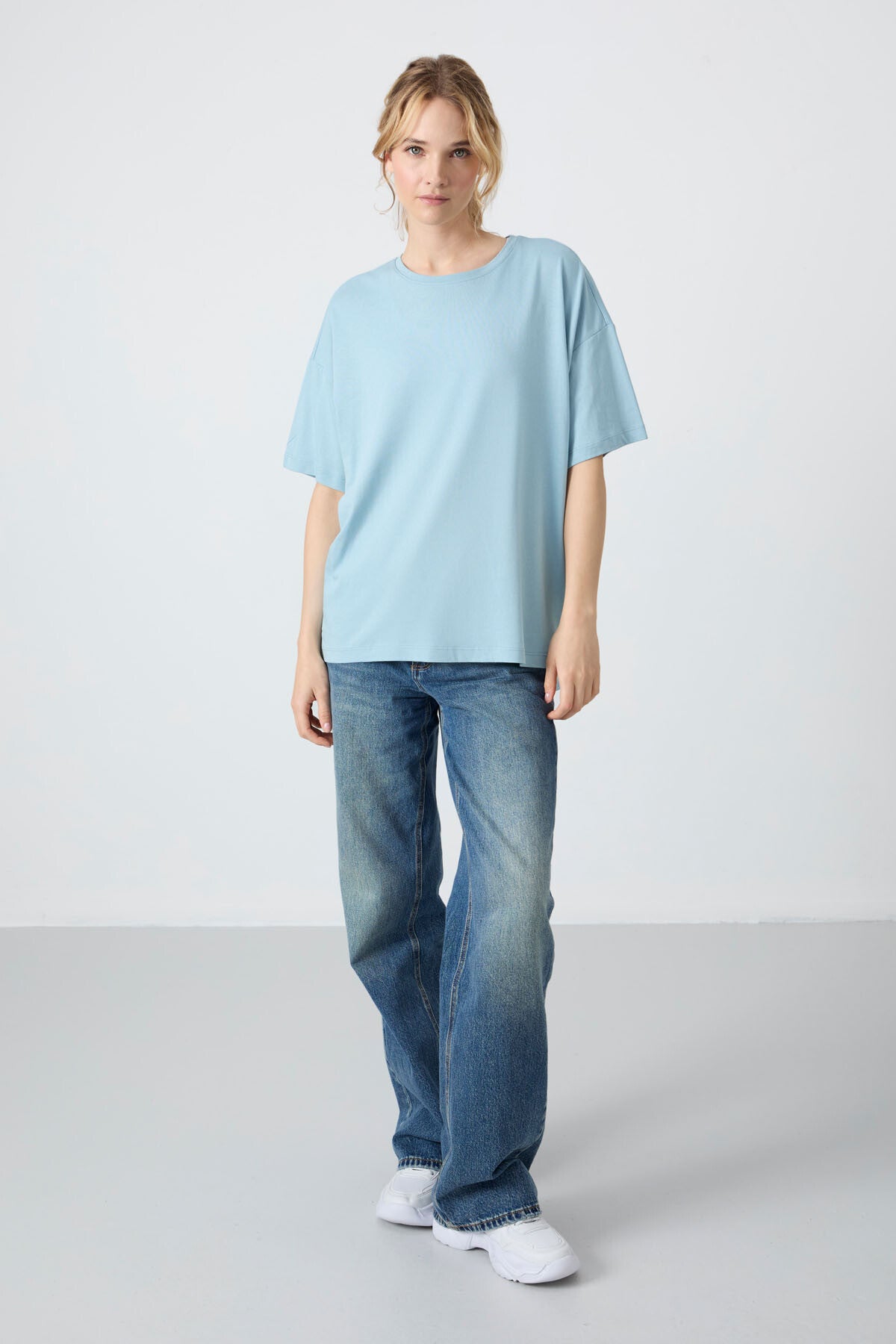 Light Blue Jersey Modal Soft Touch Oversize Fit Basic Women's T-Shirt - 97285