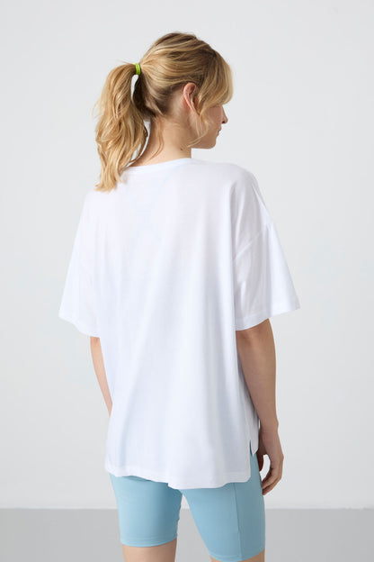 White Jersey Modal Soft Touch Oversize Fit Basic Women's T-Shirt - 97285