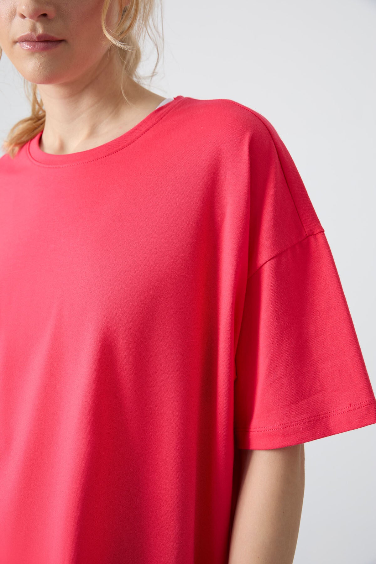 Rose Modal Soft Touch Oversize Fit Basic Women's T-Shirt - 97285