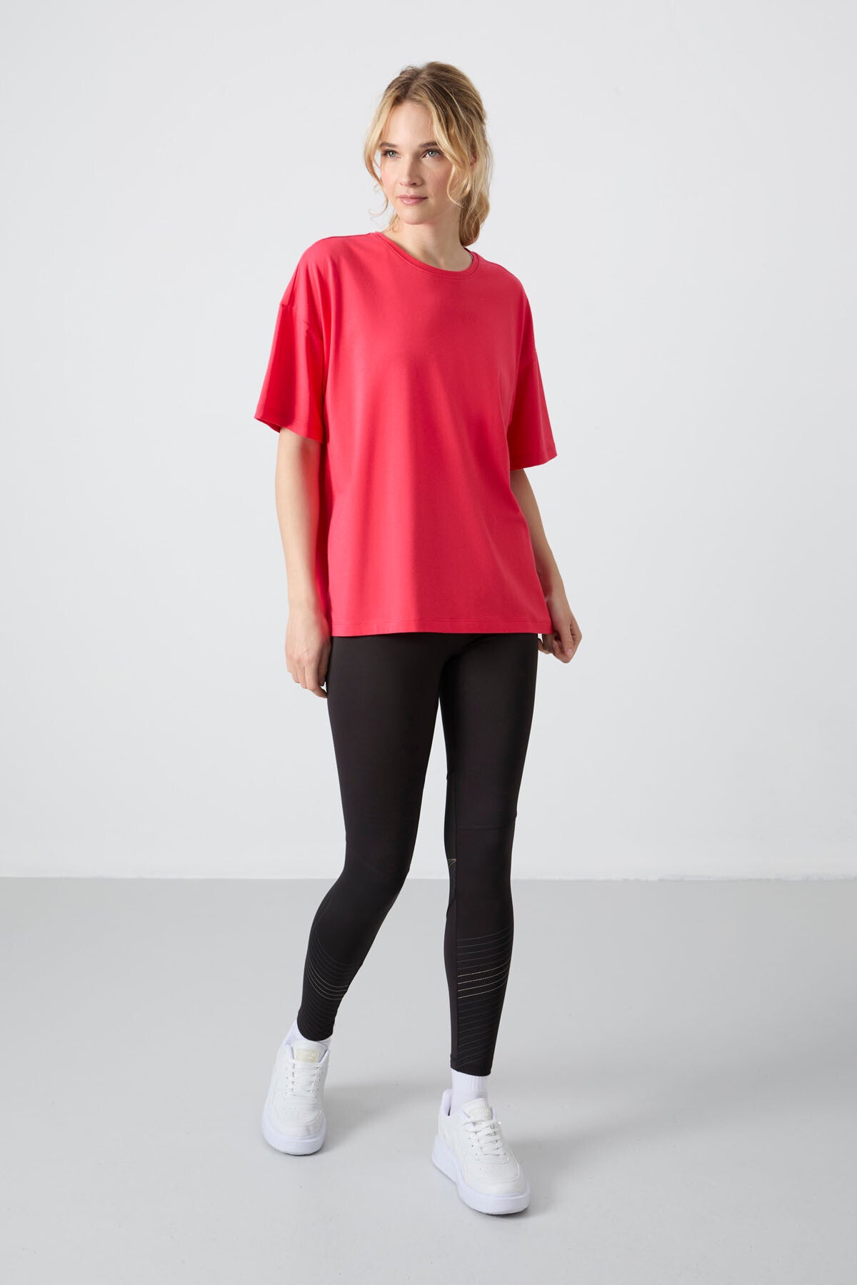 Rose Modal Soft Touch Oversize Fit Basic Women's T-Shirt - 97285