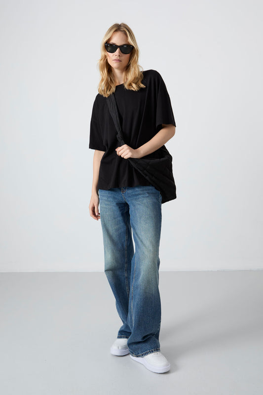 Black Modal Cotton Soft Touch Oversize Fit Basic Women's T-Shirt - 97285