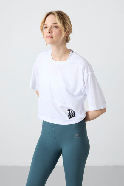 White Polyester Breathable Textured Thin Flexible Oversize Fit Performance Women's T-Shirt - 97284