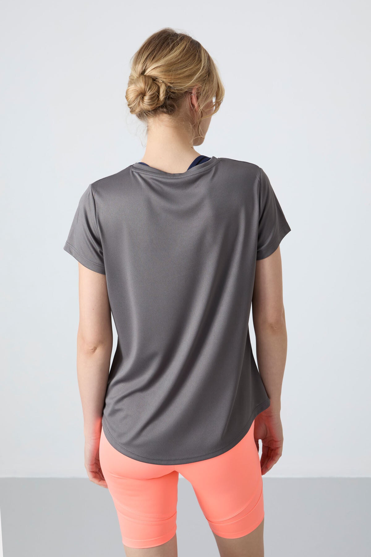 Dark Grey Polyester Breathable Textured Thin Flexible Standard Fit Performance Women's T-Shirt - 97283