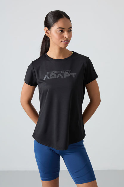 Black Polyester Breathable Textured Thin Flexible Standard Fit Performance Women's T-Shirt - 97283