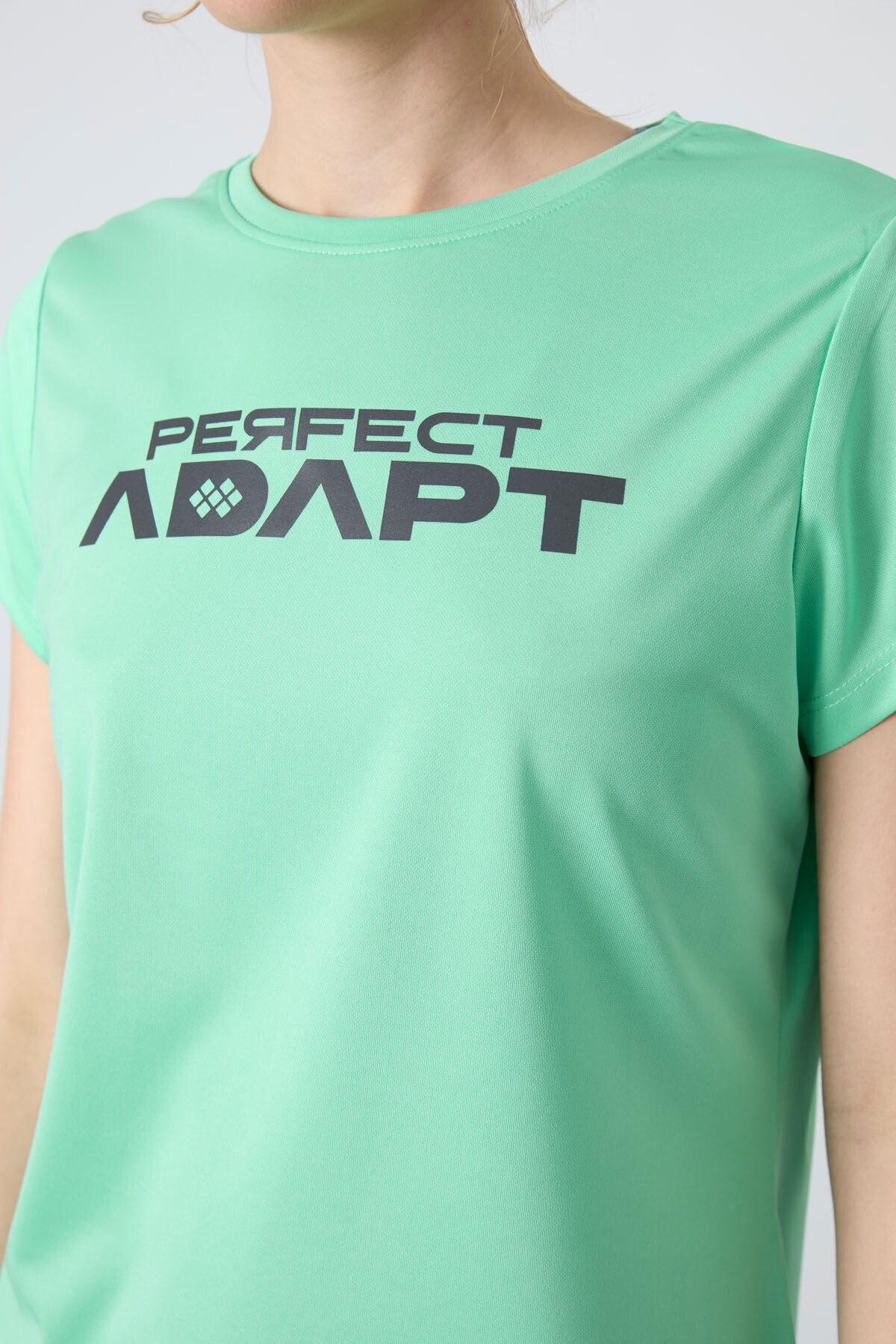 Forest Green Polyester Breathable Textured Thin Flexible Standard Fit Performance Women's T-Shirt - 97283